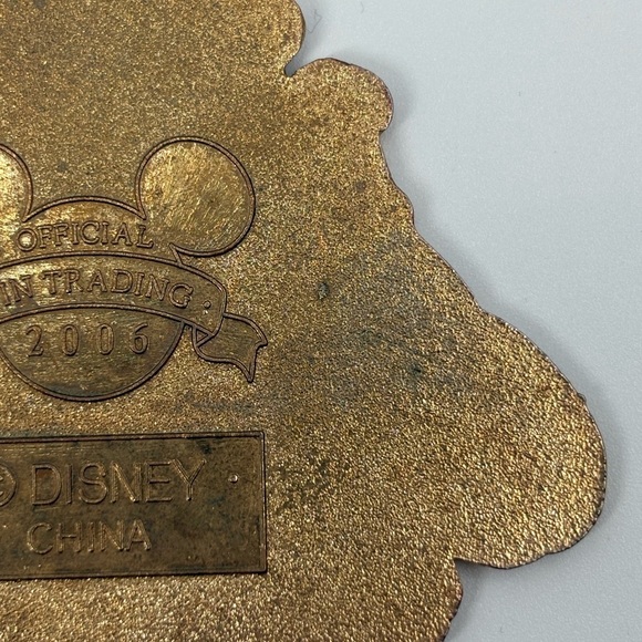 DISNEY PIN TRADING: Disneyland Resort - Where dreams come true 2008 w clasp - Picture 15 of 15